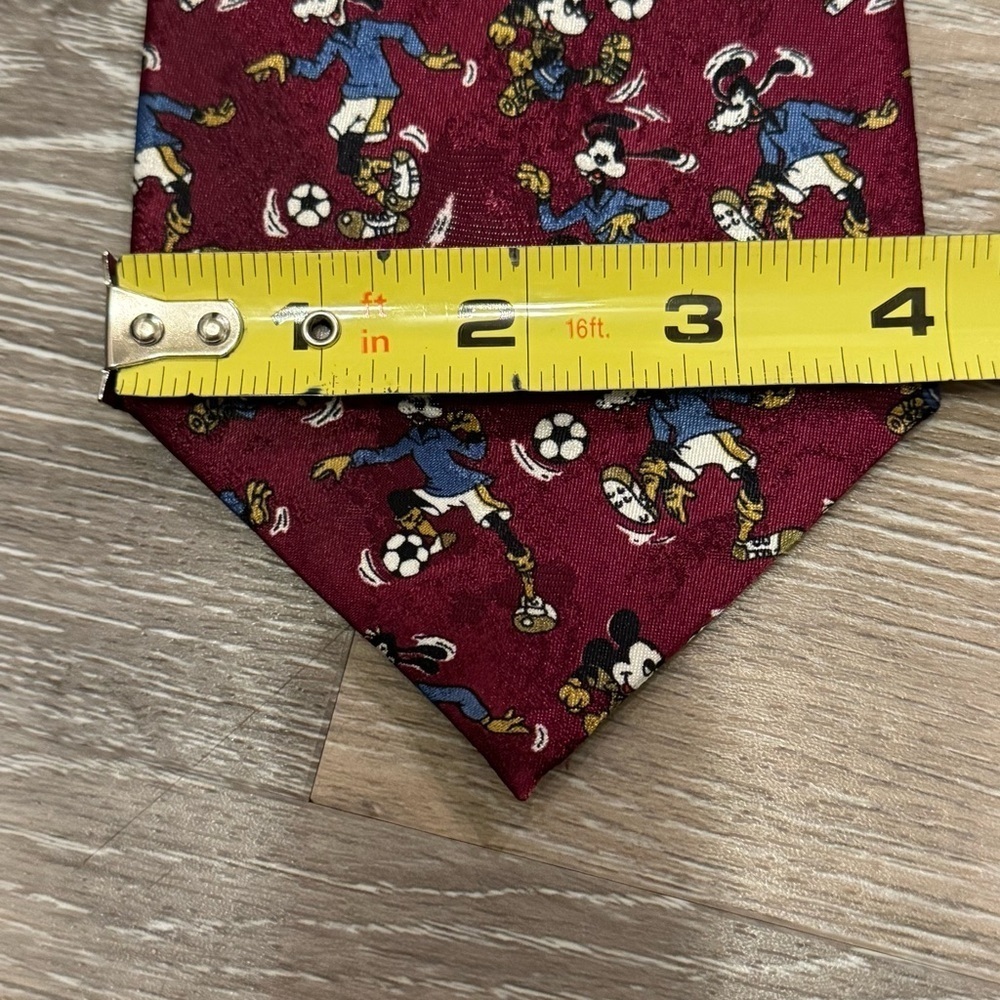 Vintage Mickey Unlimited Disney Mickey and Goofy Soccer Neck Tie 54” - Picture 3 of 5